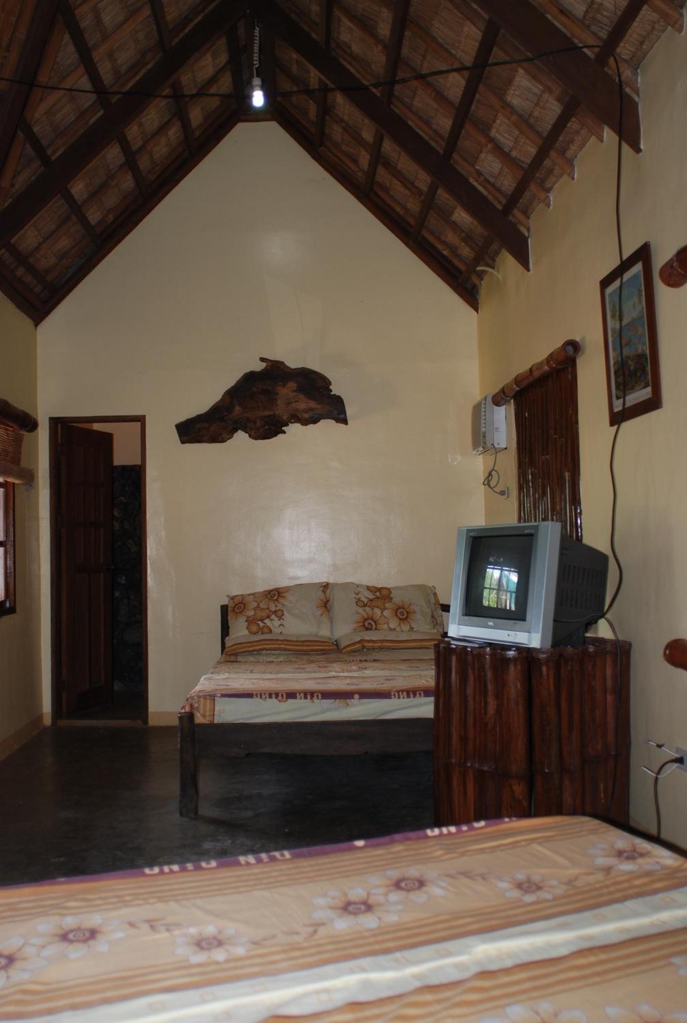 Casa Aviara Resort & Hotel Puerto Galera Buitenkant foto