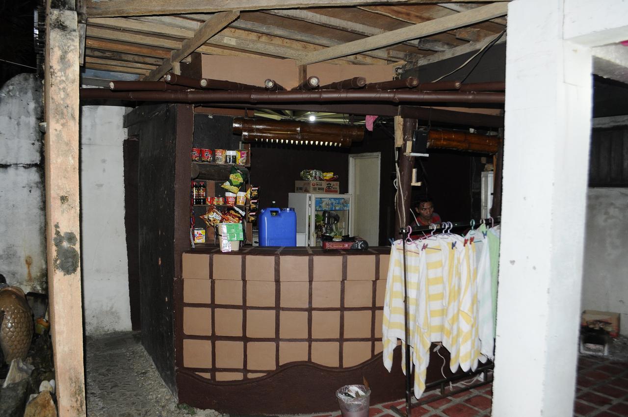 Casa Aviara Resort & Hotel Puerto Galera Buitenkant foto